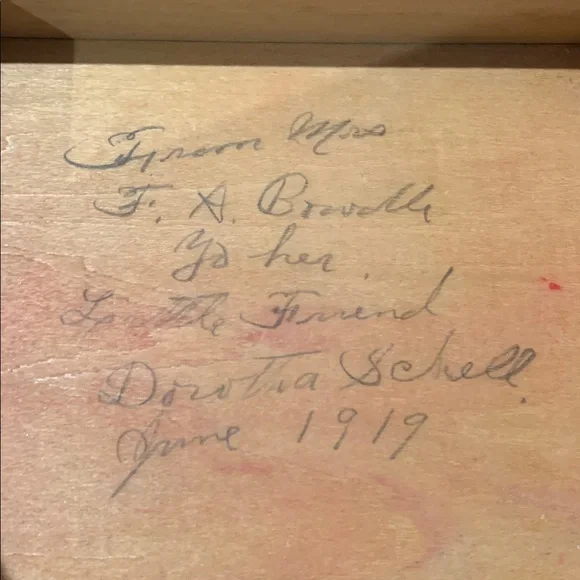 Vintage prairie girls swinging scene Wooden hinged box 6 x 5 x 2”rare find - Picture 5 of 10